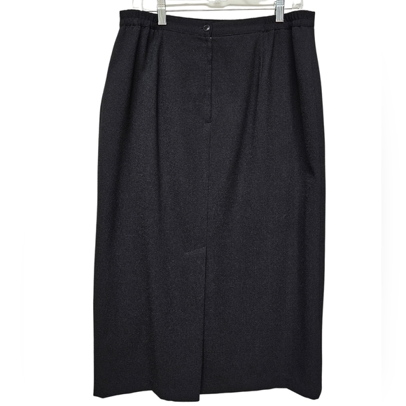 Sag Harbor Crepe Midi Skirt in Black, Vintage 90's - Picture 3 of 7
